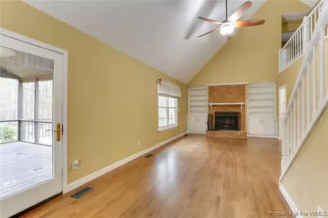 8441 Woodhaven Dr, Gloucester, VA 23061 photo 9