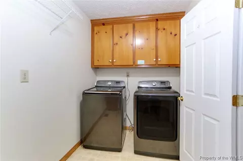 8441 Woodhaven Dr, Gloucester, VA 23061 photo 19