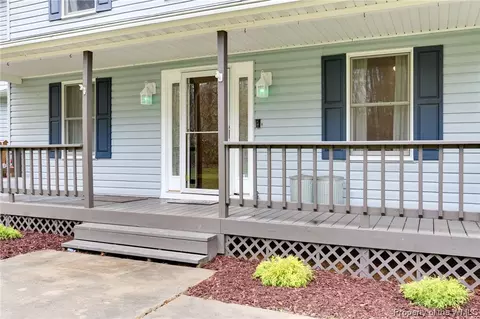 8441 Woodhaven Dr, Gloucester, VA 23061 photo 2