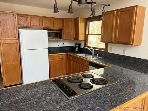 16586 Eltham Rd, Lanexa, VA 23089 photo 4