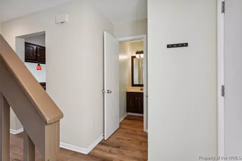204 Mill Point Dr, Hampton, VA 23669 photo 7