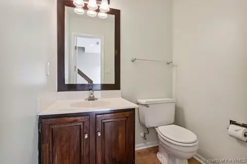 204 Mill Point Dr, Hampton, VA 23669 photo 8