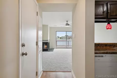 204 Mill Point Dr, Hampton, VA 23669 photo 12