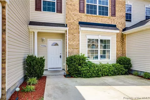 7546 Villa Ct, Gloucester Point, VA 23062 photo 2