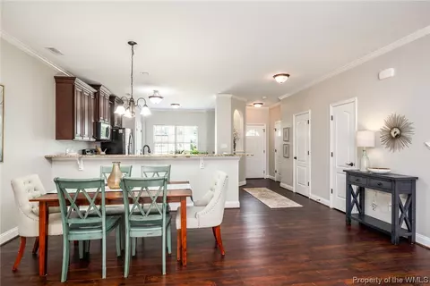 7546 Villa Ct, Gloucester Point, VA 23062 photo 10