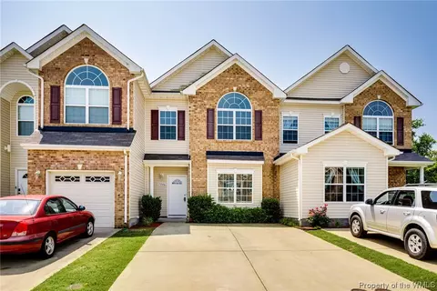 7546 Villa Ct, Gloucester Point, VA 23062