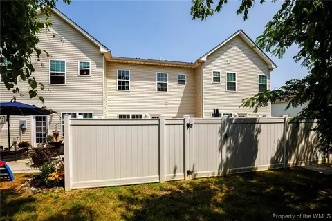 7546 Villa Ct, Gloucester Point, VA 23062 photo 30