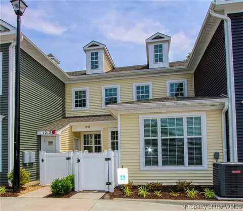 1202 Kings Land Ct, Williamsburg, VA 23185