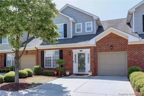 5333 Brinsley Ln, Virginia Beach, VA 23455