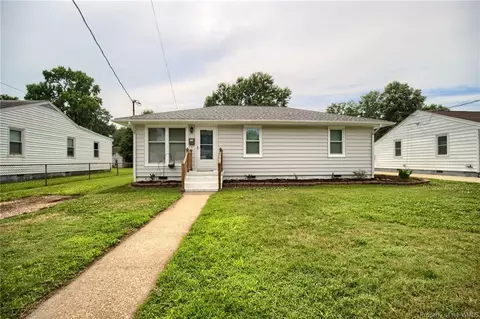 34 Wellington Dr, Hampton, VA 23666