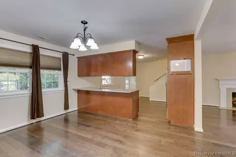509 Kingston Hall Ct, Hampton, VA 23663 photo 6