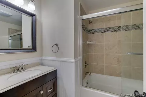 509 Kingston Hall Ct, Hampton, VA 23663 photo 15