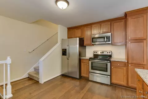 509 Kingston Hall Ct, Hampton, VA 23663 photo 8