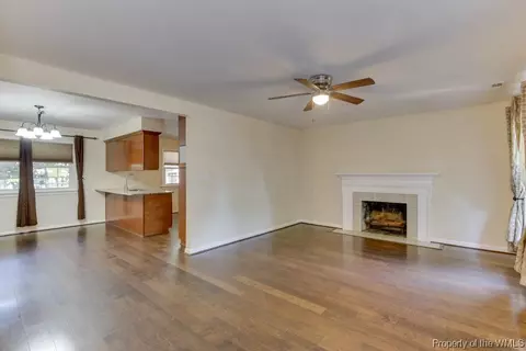 509 Kingston Hall Ct, Hampton, VA 23663 photo 5