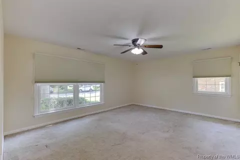 509 Kingston Hall Ct, Hampton, VA 23663 photo 11