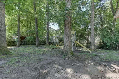 509 Kingston Hall Ct, Hampton, VA 23663 photo 21