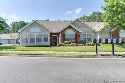 100 Tee Reach, Yorktown, VA 23693