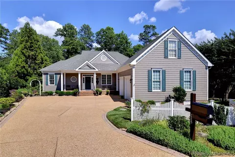 215 Portstewart, Williamsburg, VA 23188