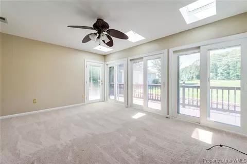 292 Patricks Xing, Williamsburg, VA 23185 photo 10