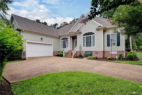 119 Royal Sydney, Williamsburg, VA 23188
