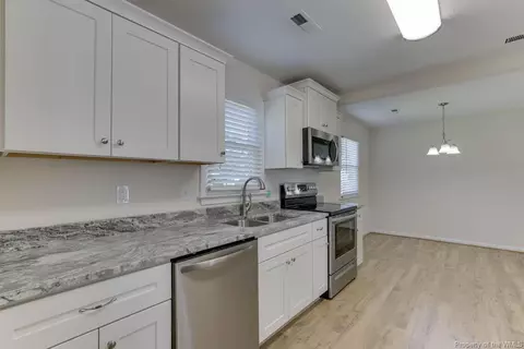 708 Pelham Dr, Hampton, VA 23669 photo 18