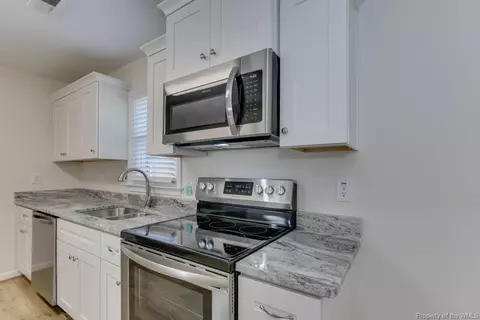 708 Pelham Dr, Hampton, VA 23669 photo 15