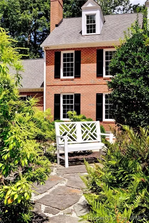 107 Sheriffs Pl, Williamsburg, VA 23185 photo 4