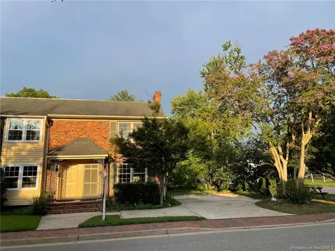 301 N Boundary St #1, Williamsburg, VA 23185