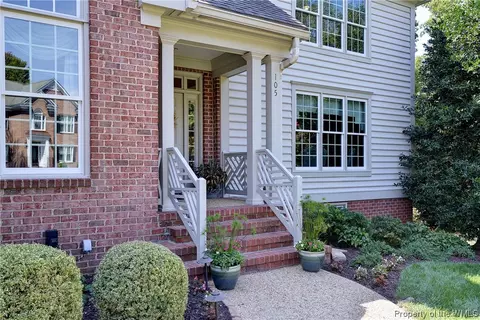 105 Spring Br, Williamsburg, VA 23185 photo 2