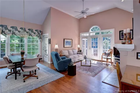 105 Spring Br, Williamsburg, VA 23185 photo 7