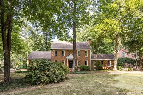 2 Popeley Ct, Williamsburg, VA 23188