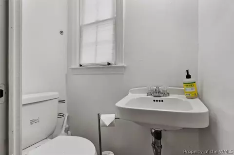107 Delaware Ave, Williamsburg, VA 23185 photo 13
