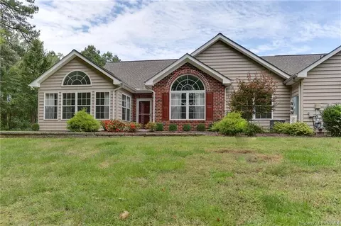 109 Tee Reach, Yorktown, VA 23693