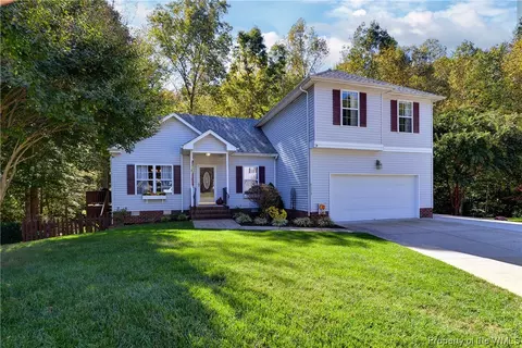 5115 Essex Ct, Williamsburg, VA 23188