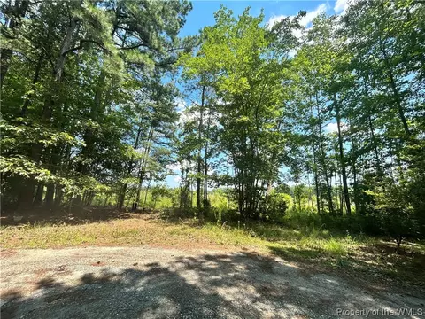 0 Bumpy Rd, Gloucester, VA 23061