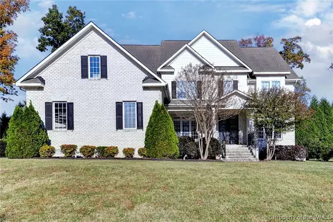 4208 Colonies Xing, Williamsburg, VA 23188