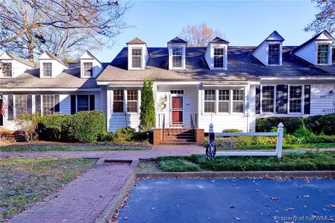 405 Dogleg Dr, Williamsburg, VA 23188