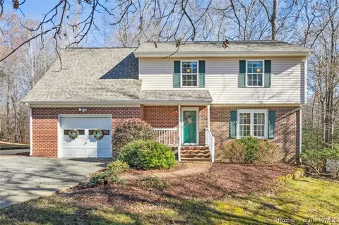 6297 Adams Hunt Dr, Williamsburg, VA 23188