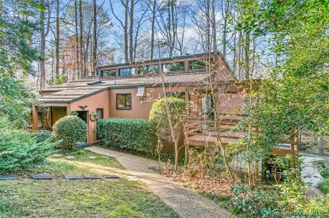 7 Bray Wood Rd, Williamsburg, VA 23185