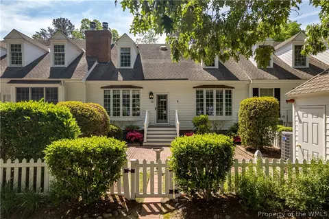 114 Par Dr, Williamsburg, VA 23188