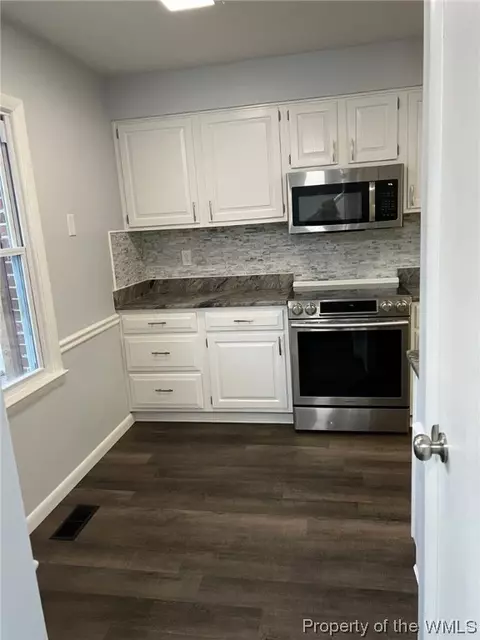 13 Bromley Dr, Williamsburg, VA 23185