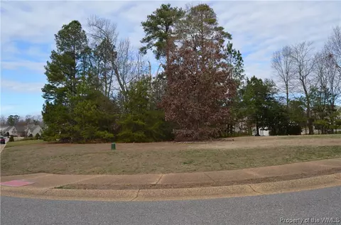 3200 St James Park, Williamsburg, VA 23188