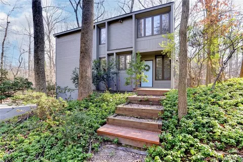 206 Governors Dr, Williamsburg, VA 23185