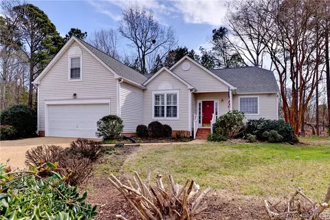 3028 Mossy Creek Dr, Williamsburg, VA 23185