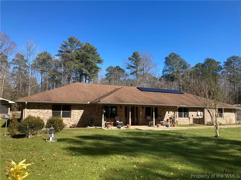819 Carters Neck Rd, Williamsburg, VA 23188