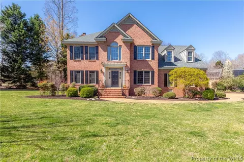 101 Holly Grv, Williamsburg, VA 23185