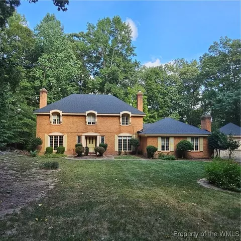 110 Pinepoint Rd, Williamsburg, VA 23185