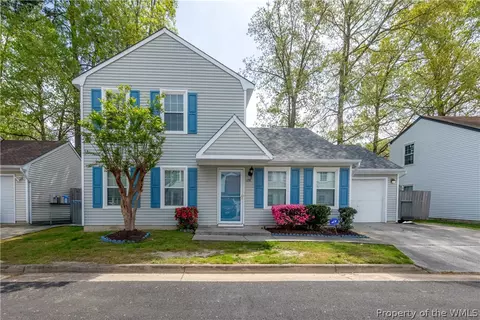 178 N Hunt Club Run, Newport News, VA 23608