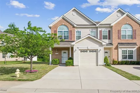 7555 Villa Ct, Gloucester Point, VA 23062
