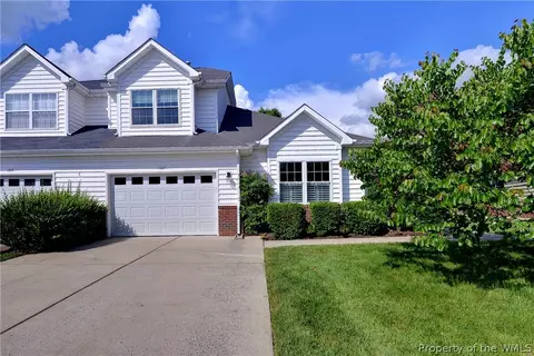 107 Fyfe Ct, Williamsburg, VA 23185